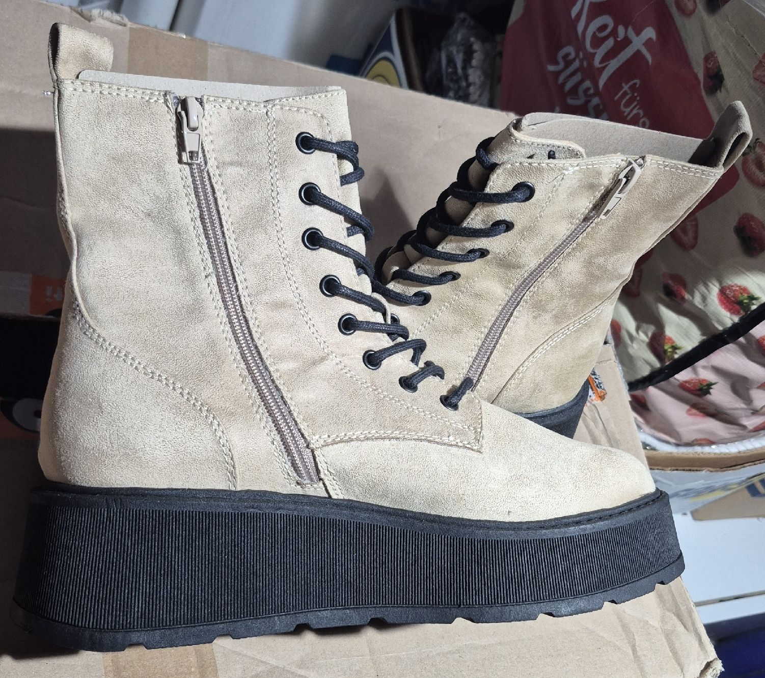 Scarpe da donna: Stiefel – Nuovo (secondo la descrizione) da Wislikofen venduto da ana_j6bc 6