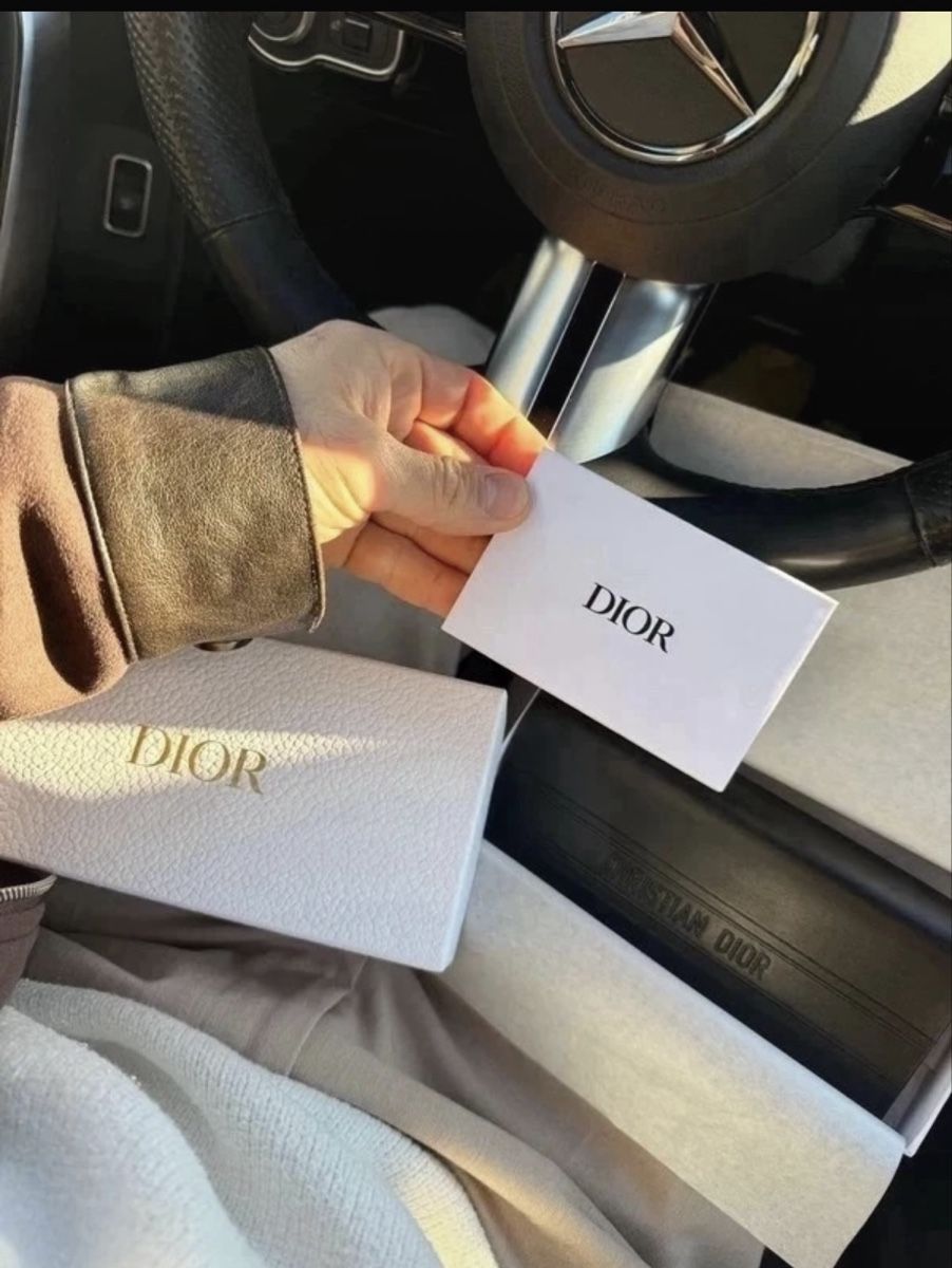 Lunettes & Verres: Dior Sonnenbrille – Neuf avec emballage d'origine à Bennau par chi_cqb5 2