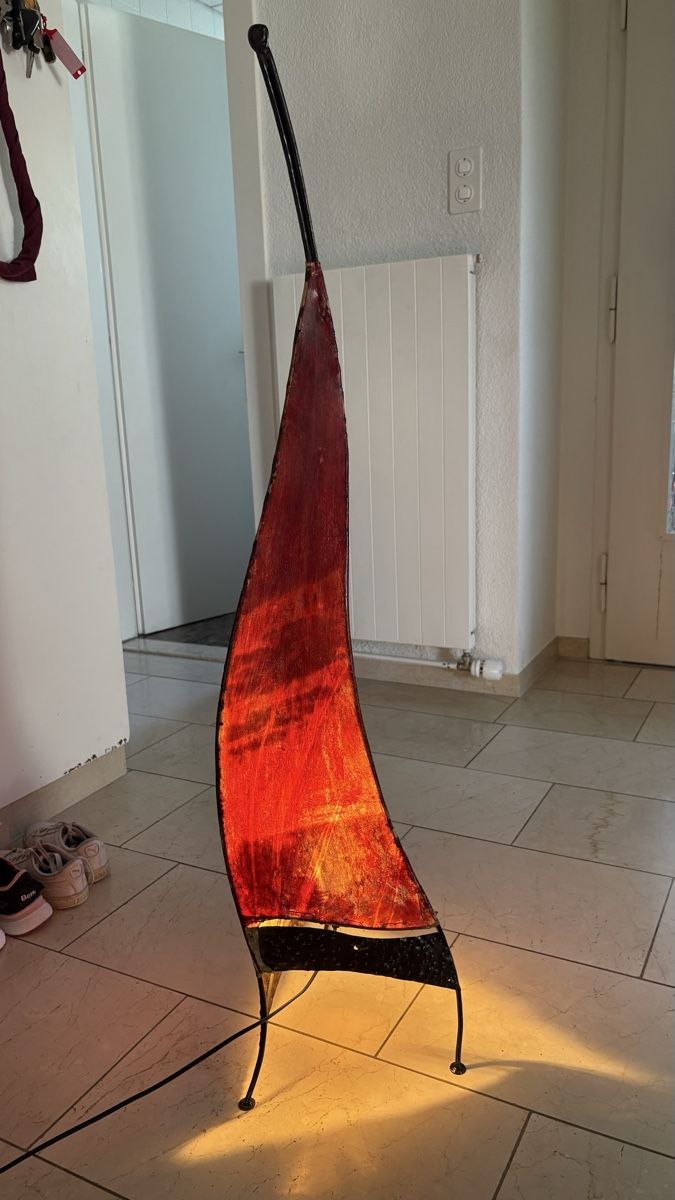 Lampes: Wunderschöne Stehlampe – D'occasion à Belp par heyapple