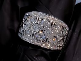 Luxus Elegante Gr: 19/9  Ring Farbe:Silber Zirkonia