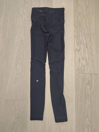 lululemon Swift Speed Leggings Gr. 4 schwarz