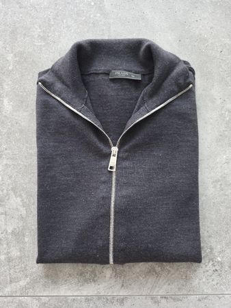 Prada Strickjacke