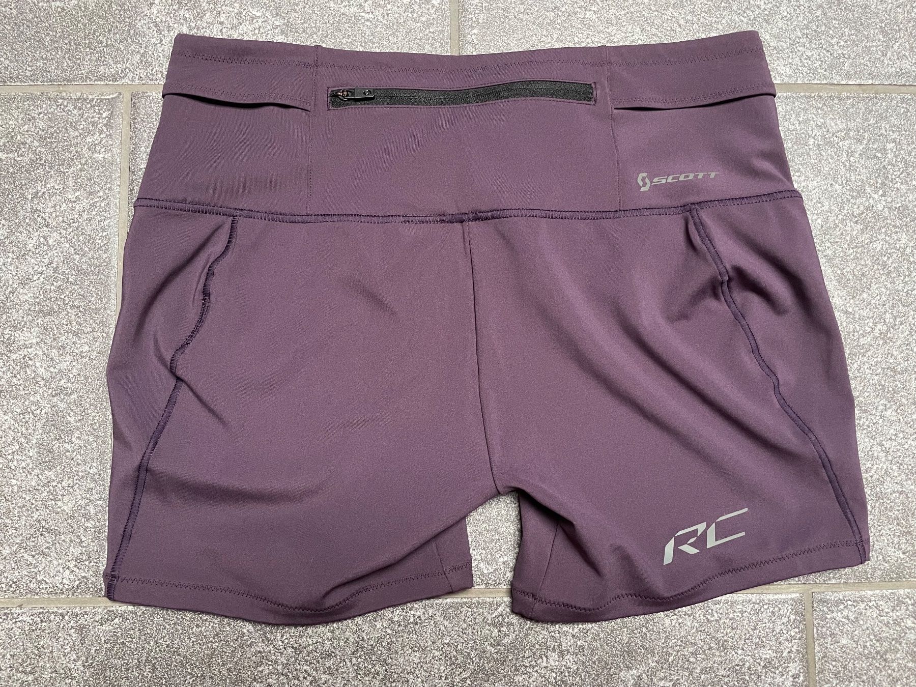 Scott Pantaloni: Scott Damen Running Tights Gr M – Nuovo e nell'imballaggio originale da Niederbipp venduto da Rosamunde44 1