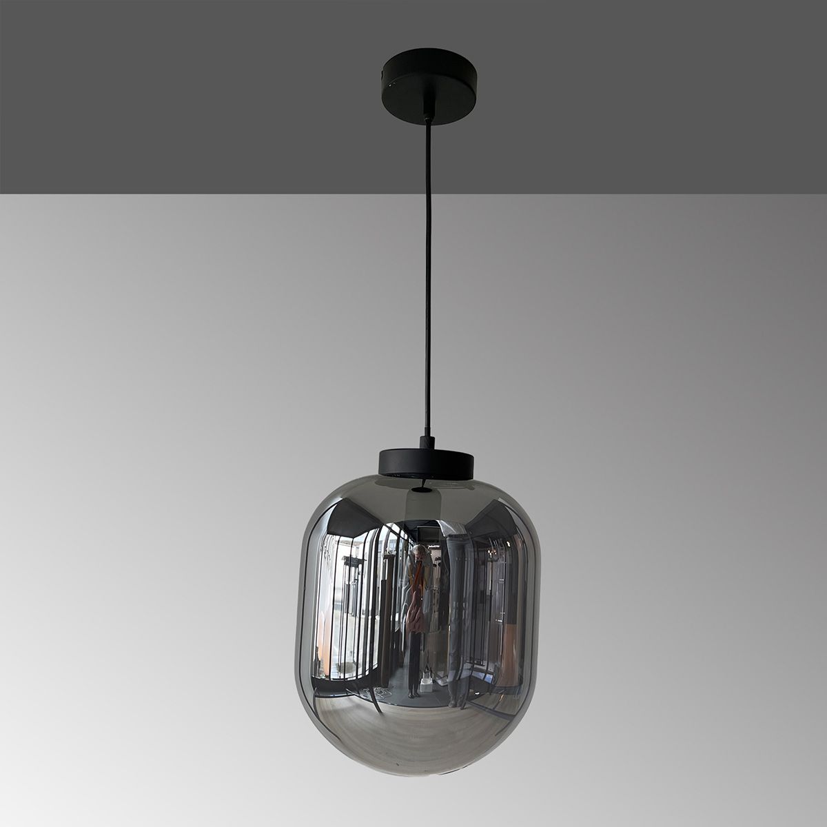 Kronleuchter & Deckenlampen: Edle Pendelleuchte, Schwarz, 24 cm Ø – Neu (gemäss Beschreibung) aus Kreuzlingen von Smart-Light