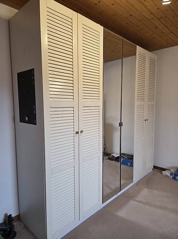 Ikea Armoires: Schlafzimmer Kasten – D'occasion à Full-Reuenthal par kra_zxj2