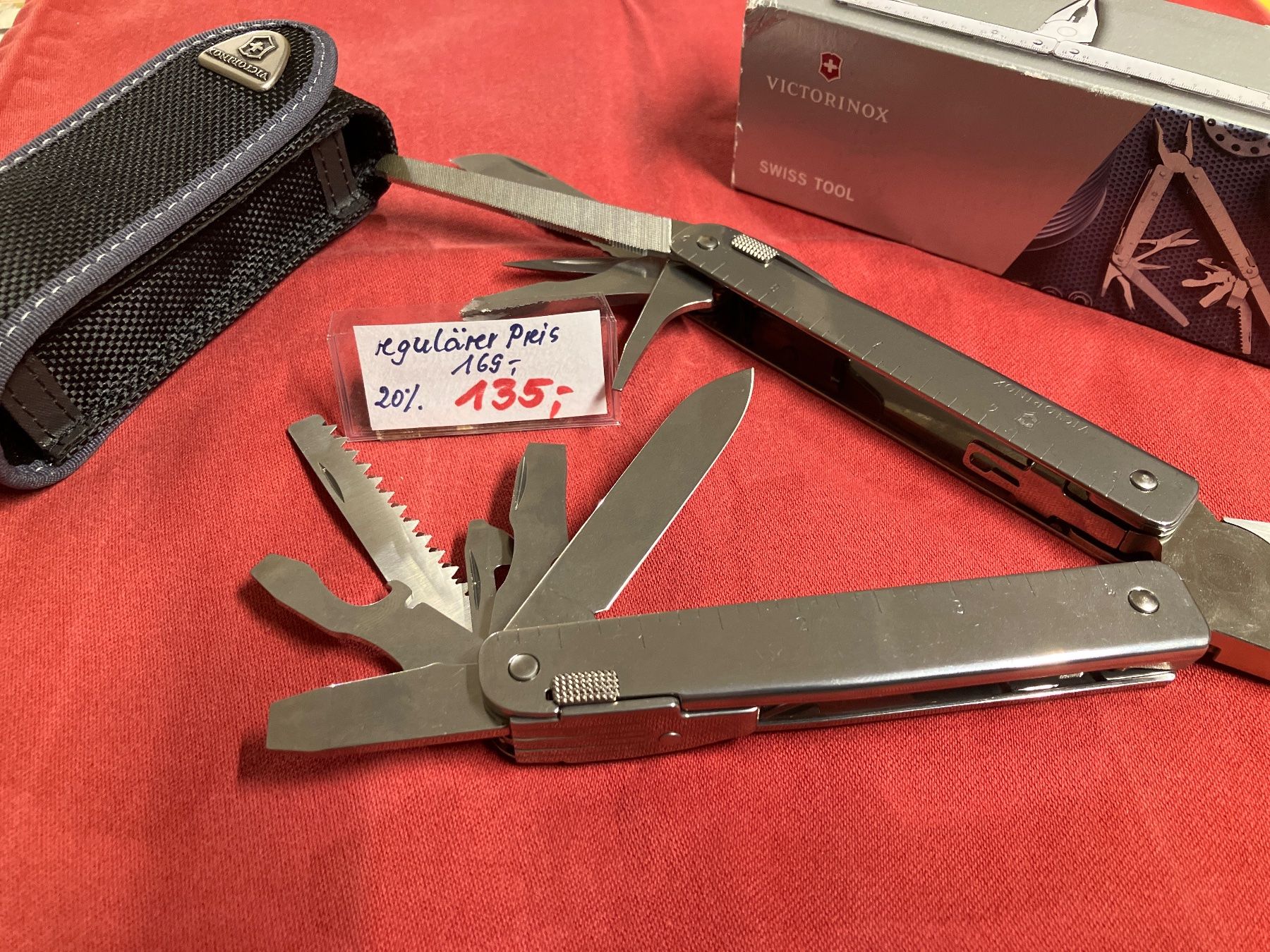 Victorinox Tutti gli attrezzi: Victorinox Multi Tool 3.0323 CN Neu – Nuovo e nell'imballaggio originale da Erlenbach im Simmental! venduto da Simmentaler-Perlen 2