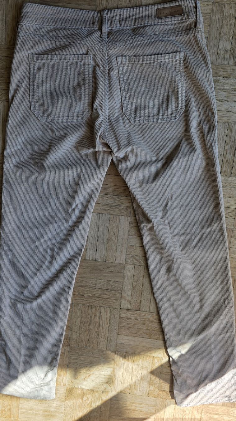 Hosen: pantalon beige Taille 36/38 – Gebraucht aus Yverdon-les-Bains von van_dq65 9