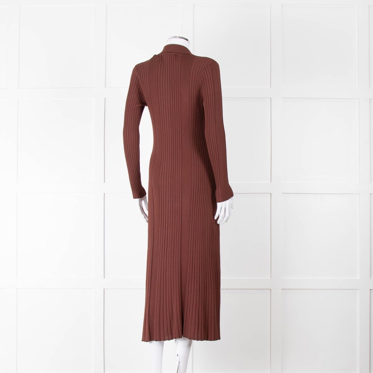Sandro Vestiti: Sandro Elegant Midi Dress – Usato da St.Josefen venduto da lop_lh8d 4