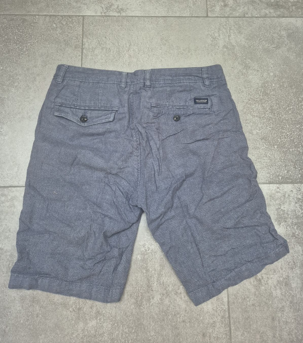 Pantaloni: Paul Hunter Grey Bermuda Shorts – Usato da Allschwil venduto da lor_s7nz 2