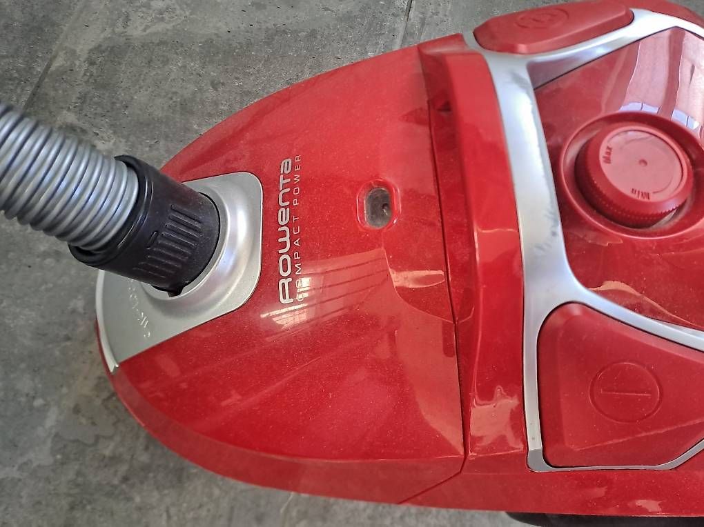 Aspirapolveri & Accessori: Aspirateur Rowenta  – Usato da Bellerive VD venduto da tak_vz68 1