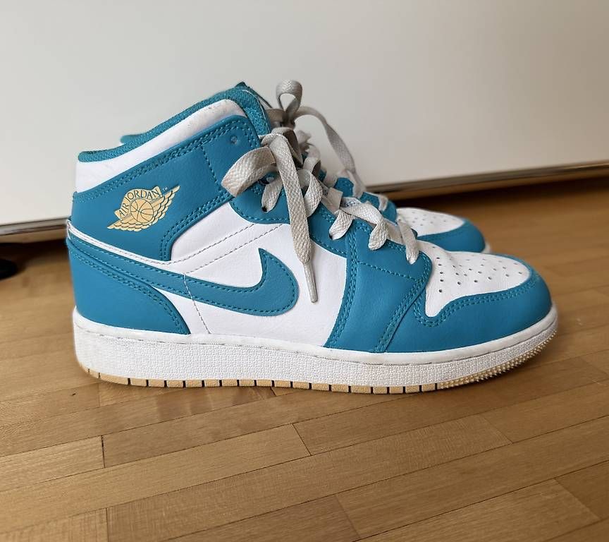Jordan Scarpe per ragazzi: Nike Jordan Air 1 Mid Aquatone 37.5 – Usato da Adliswil venduto da Nisli88