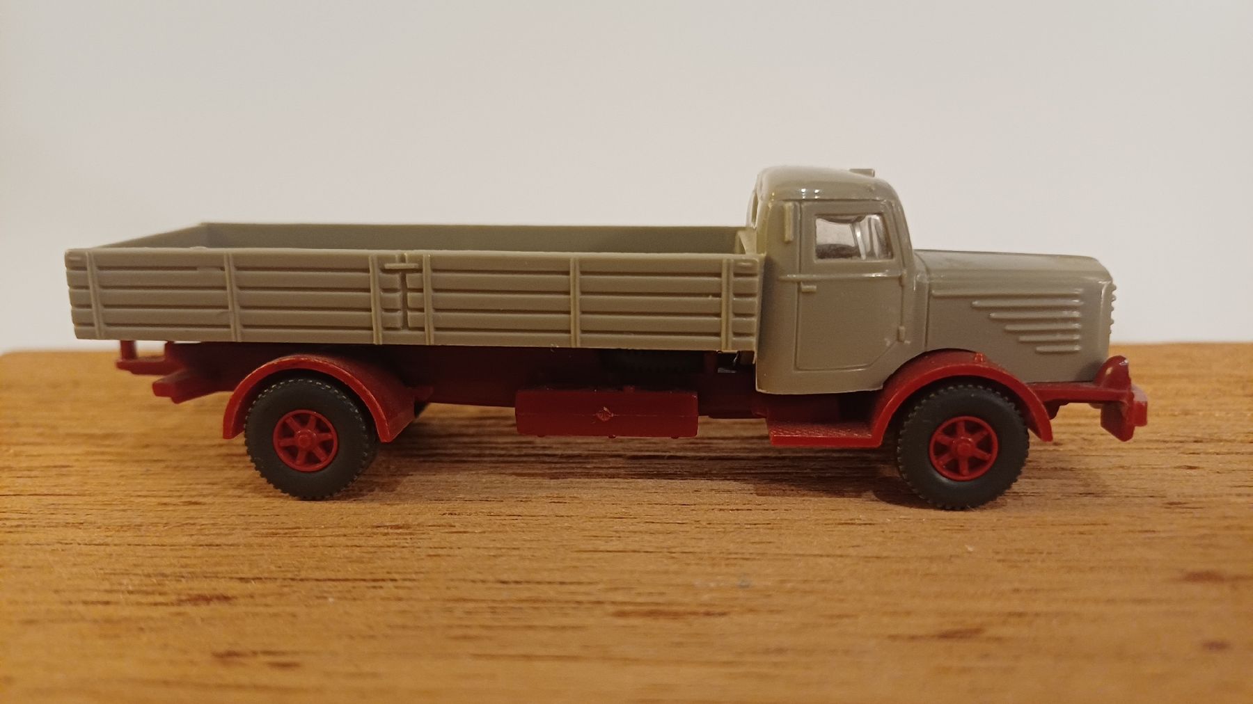 Wiking Modellini d'auto: Büssing 8000 von Wiking – Nuovo (secondo la descrizione) da Uznach venduto da Katinka83 4