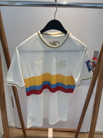 Colombia white jersey size M