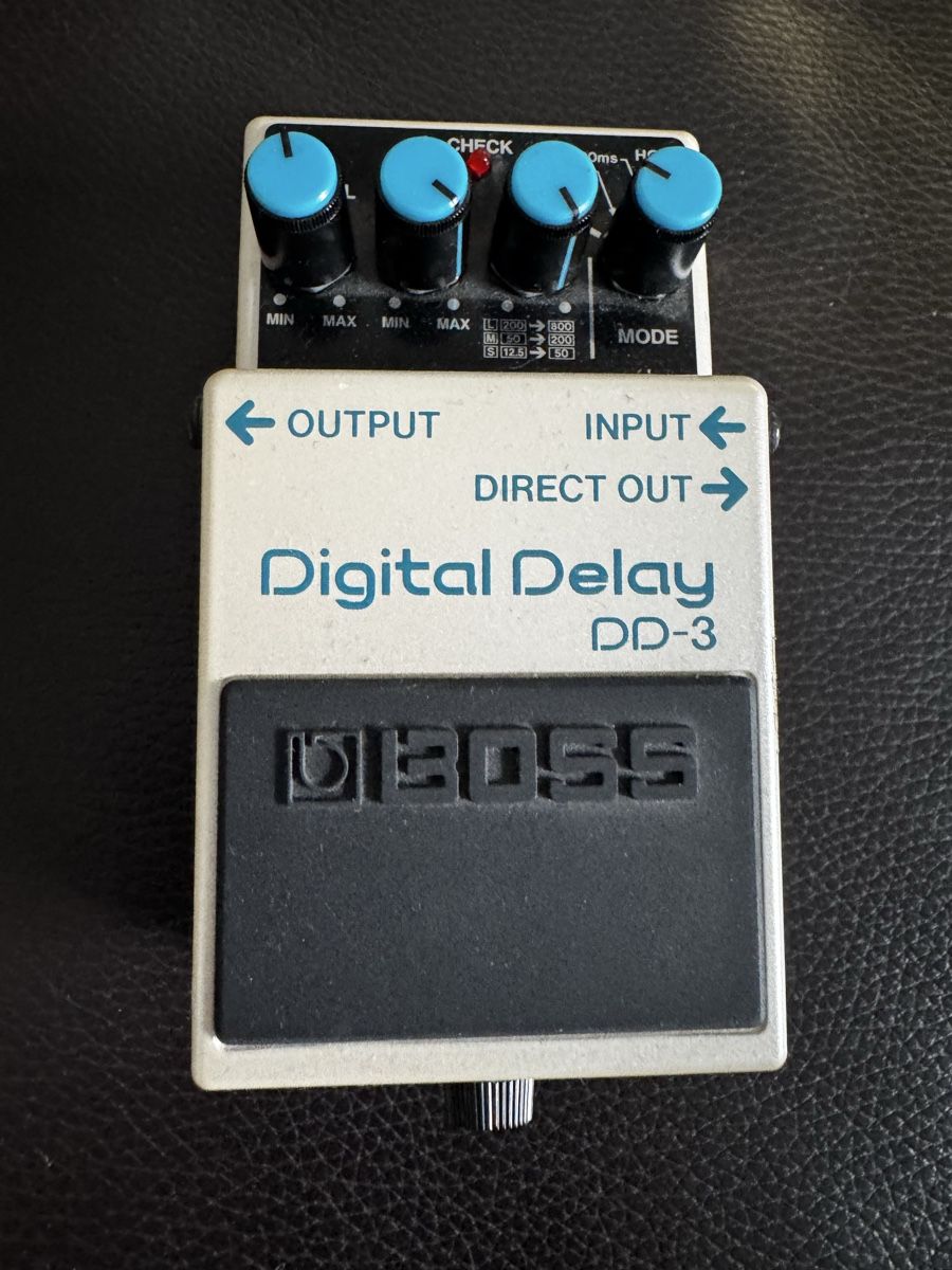 Boss Musikinstrumente: Boss - Digital Delay DD-3 - Pedal – Gebraucht aus Zürich von 1cut2