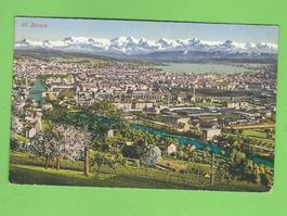 Zürich mit Blick auf See und Alpen