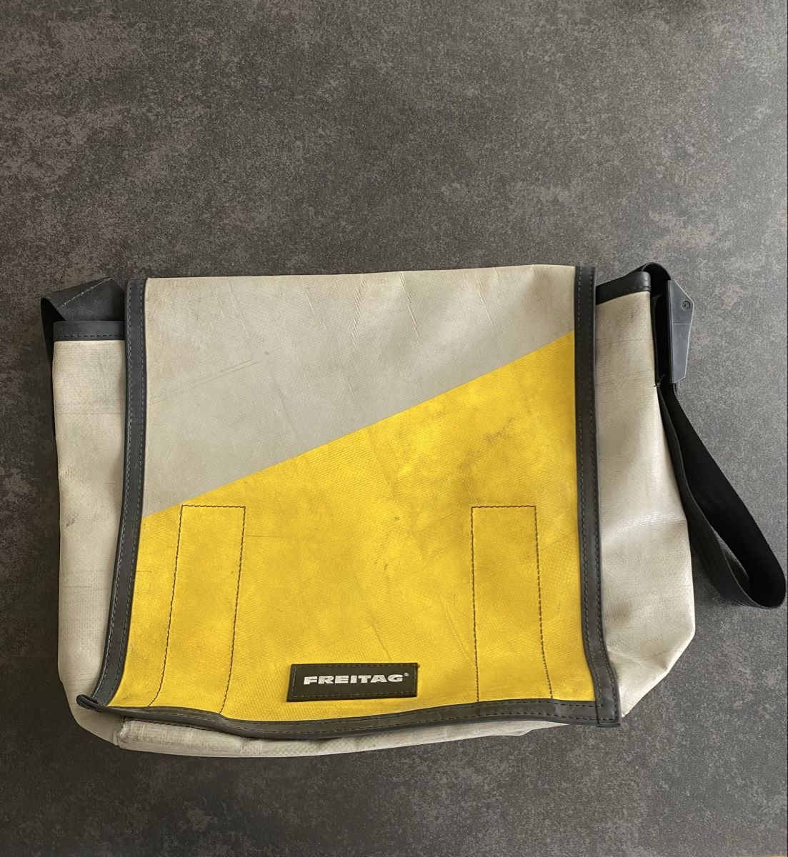 Freitag Borse: Freitag Tasche – Usato da Eglisau venduto da kawa67