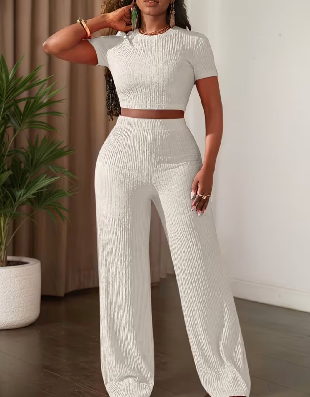 Lotti di vestiti: Damen Lounge-Set mit weiter Hose – Nuovo e nell'imballaggio originale da Reinach BL venduto da Deinfashion