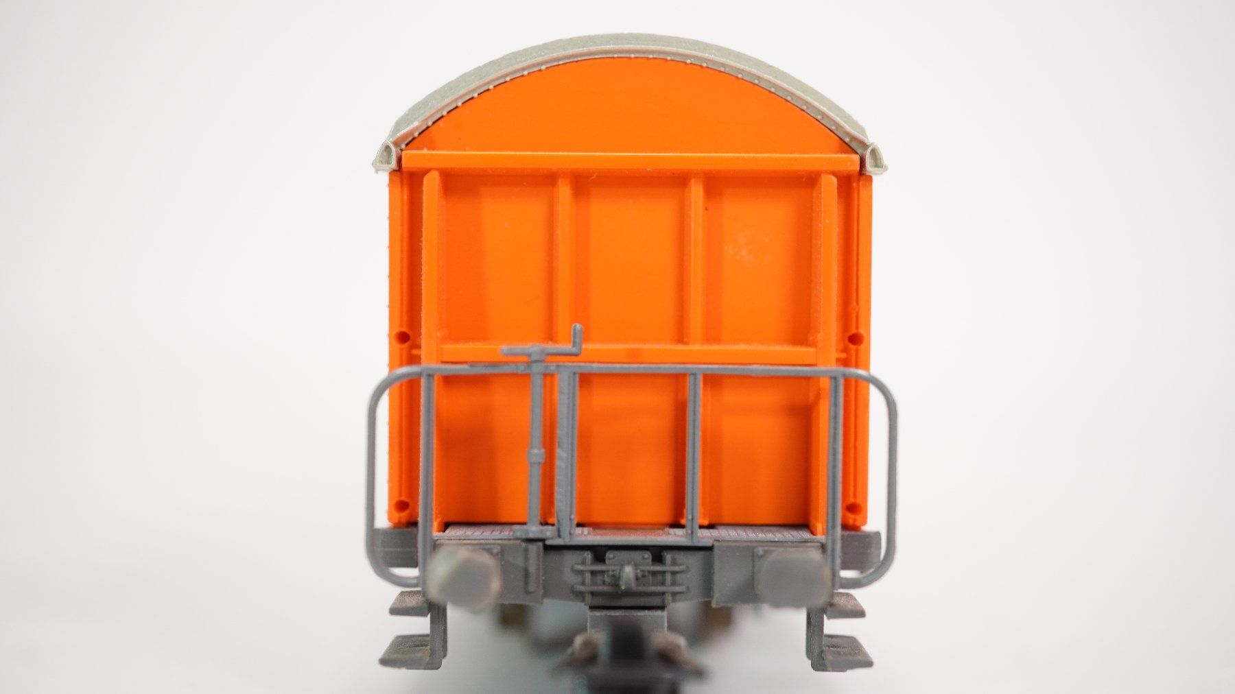 Roco Modelleisenbahnen: e51 Roco 46400 SBB Güterwagen Roco Clean – Gebraucht aus Thun von evinka_gmbh 2