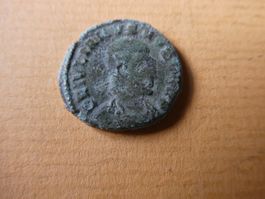 uralte Bronzemünze  18 mm     2.49 g
