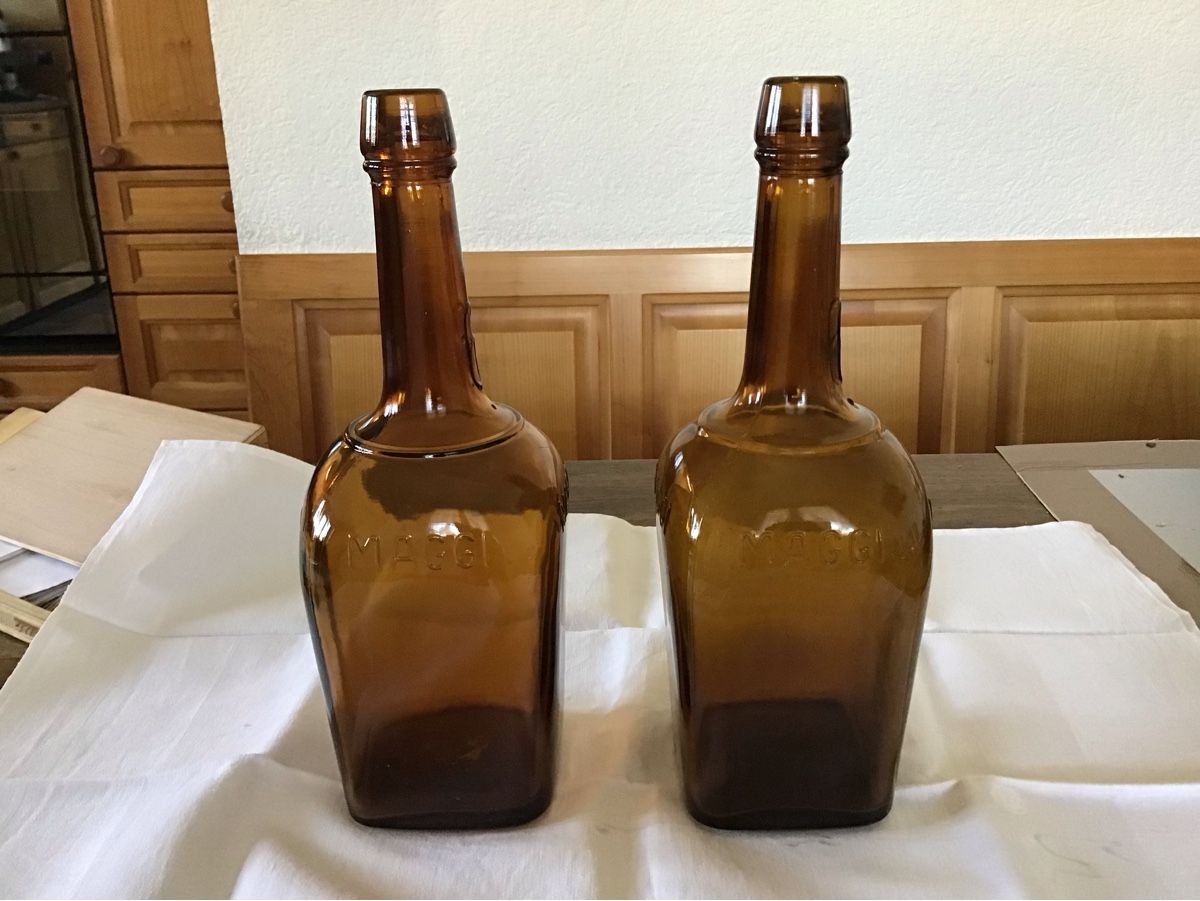Bottiglie: Flaschen, Maggi, groß Nr.6, braun, antik – Usato da Oberdorf NW venduto da Walenstock01 2