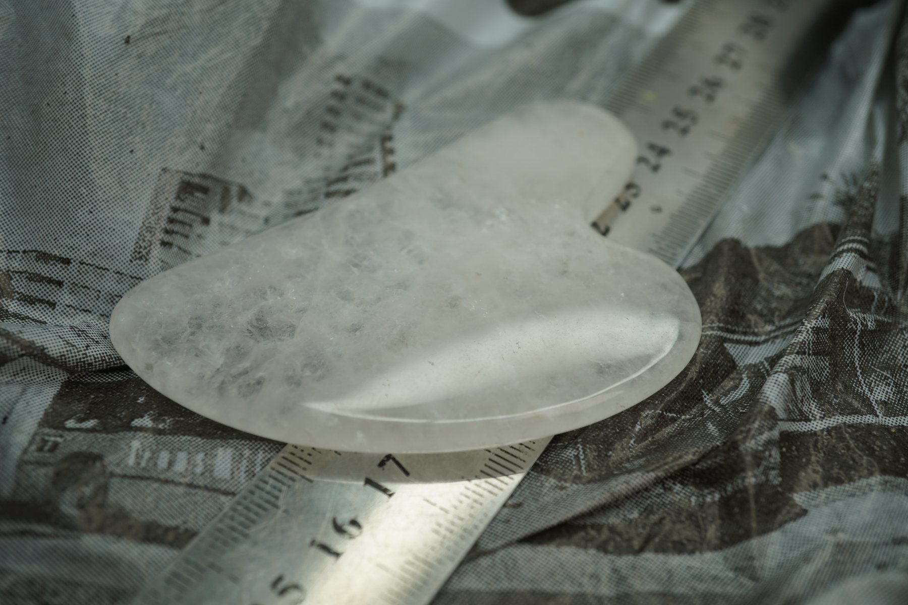 Minerali & Pietre curative: Gua Sha Massage-Stein  Bergkristall      ab 1.- – Nuovo e nell'imballaggio originale da Eschenbach SG venduto da topstone 6