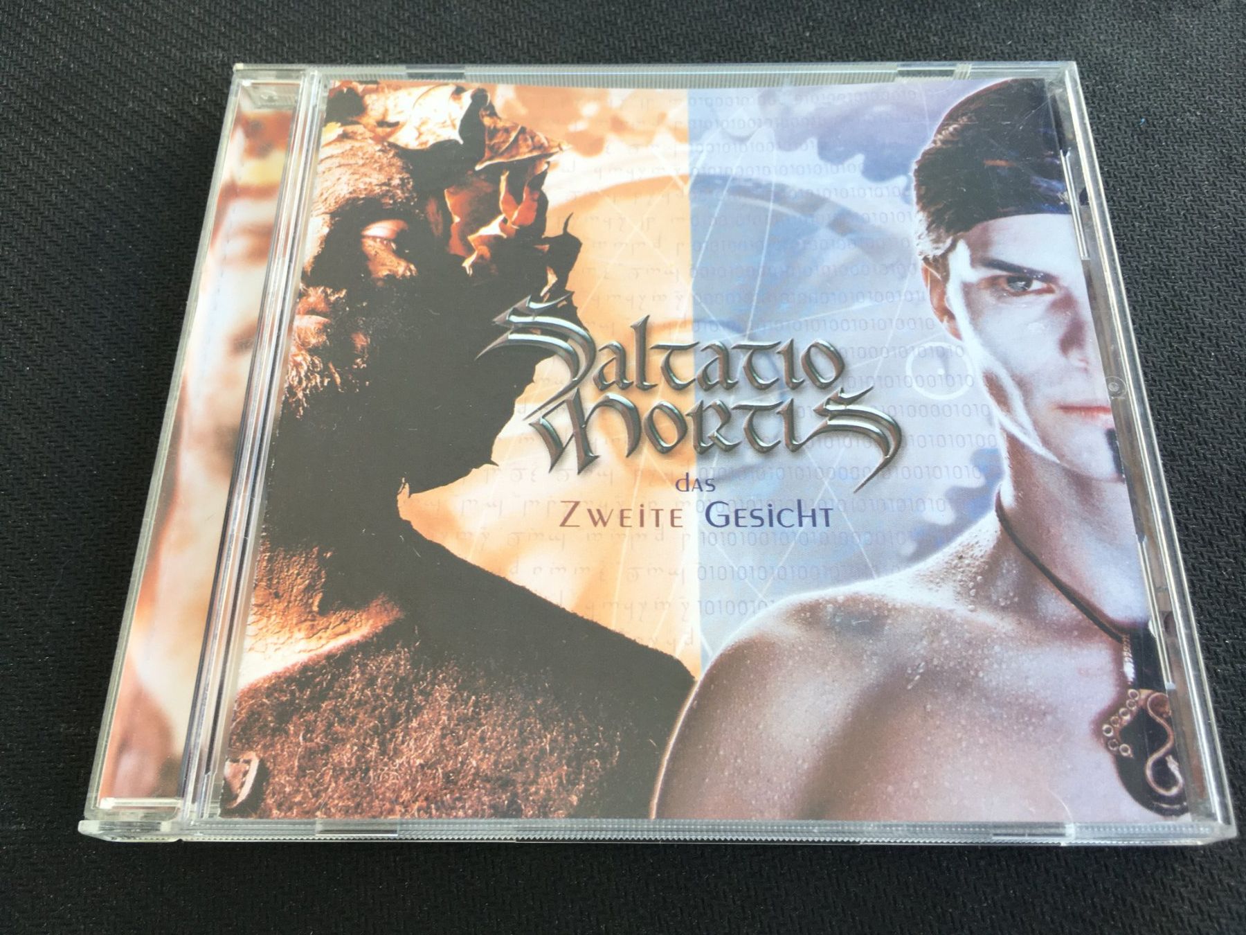CD: Saltatio Mortis - Das Zweite Gesicht -CD- – Usato da St.Gallen venduto da MedienJoe