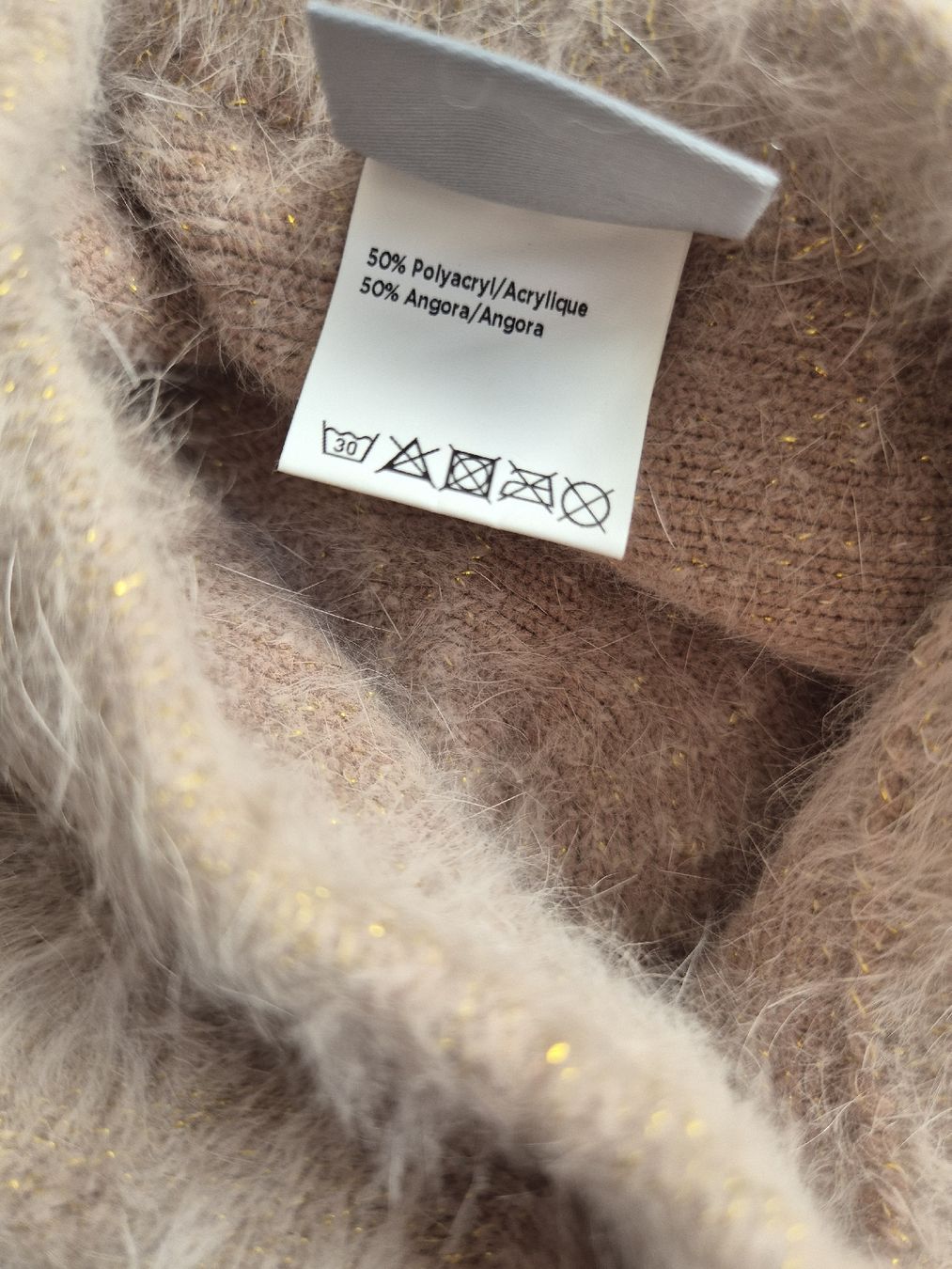 Manor Chapeaux, bonnets & casquettes: Béret Beige 50% Angora – D'occasion à Biel-Benken BL par Sandra0147 1