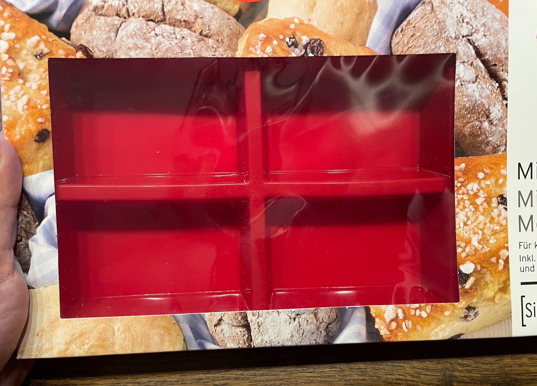 Tchibo Teglie da forno: Mini-Backform Silikon für Brote/Brötchen, NEU – Nuovo e nell'imballaggio originale da Gümligen venduto da soleil149 1
