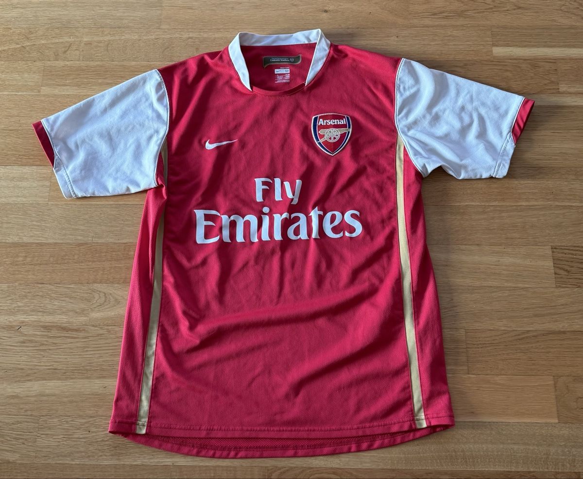 Nike Canottiere & Pantaloni: Arsenal Nike taille M – Usato da Delémont venduto da IbraWinz
