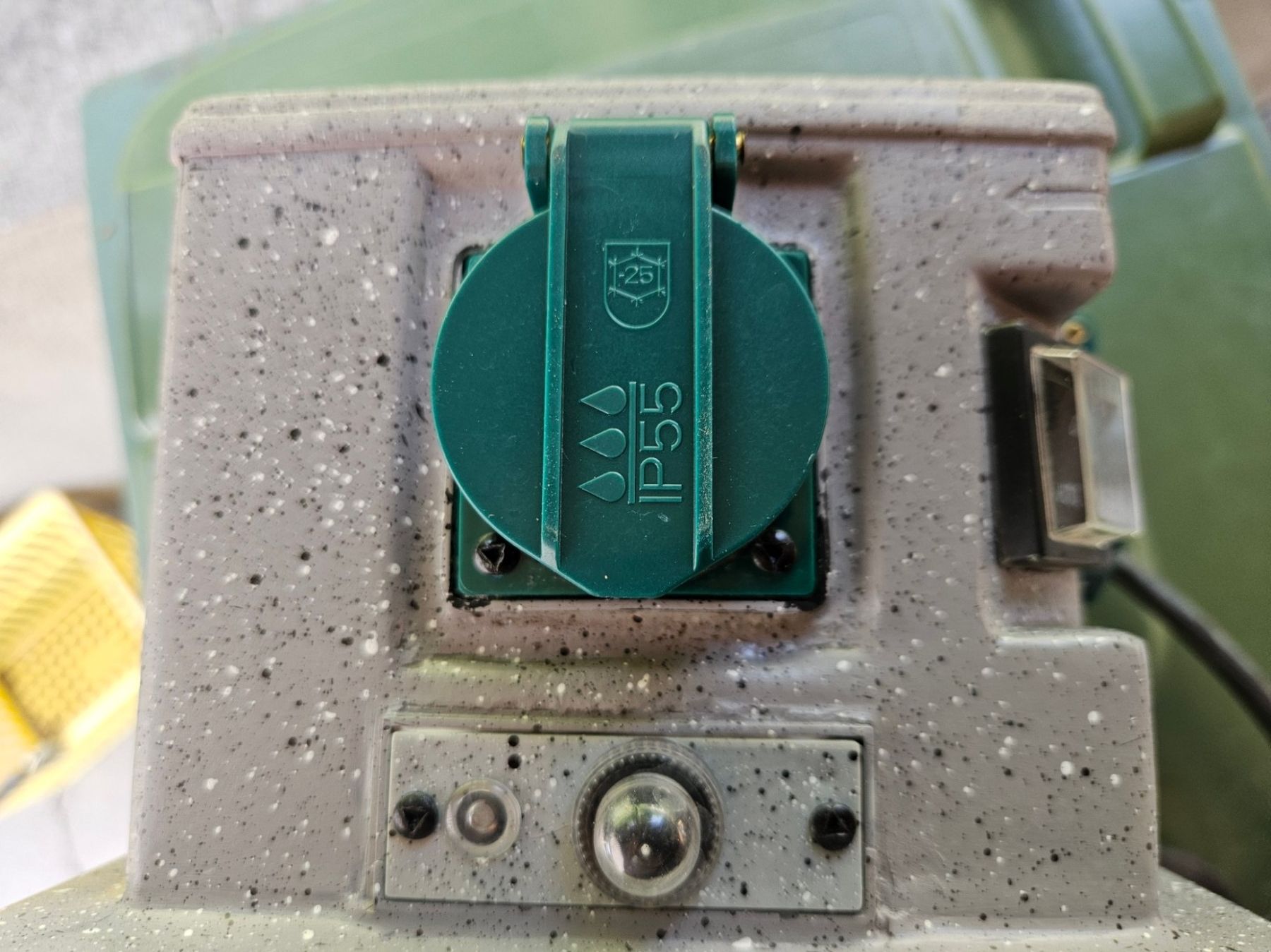 Stecker: Gartensteckdose 4 x T13 Kabellänge 3 m – Defekt aus Teufenthal AG von boebe071 9