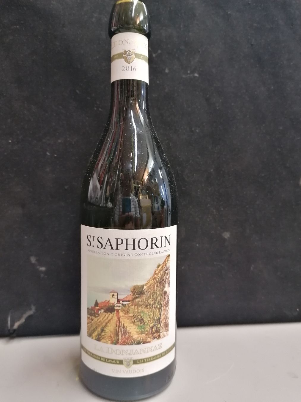 Vino: ST. SAPHORIN 2016 – Nuovo (secondo la descrizione) da Genève venduto da Leboucheoreilles