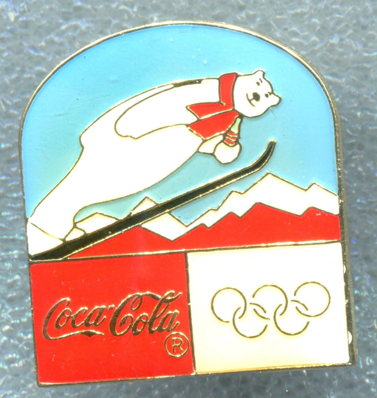Coca-Cola Plaketten & Abzeichen: Coca Cola Eisbär  Skispringen – Gebraucht aus Winterthur von Sammleroase