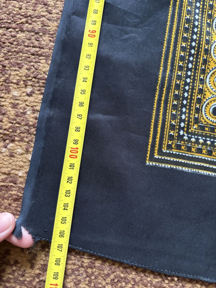 Foulards, Tücher & Schals: Scarf – Gebraucht aus Genève von Second_Hand_Ch 1