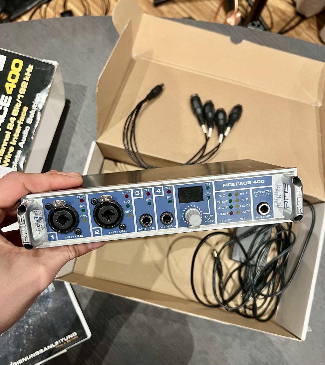 RME Equipement studio: RME Fireface 400 Audio Interface - Pristine Condition! – D'occasion à Basel par mausigarland 4