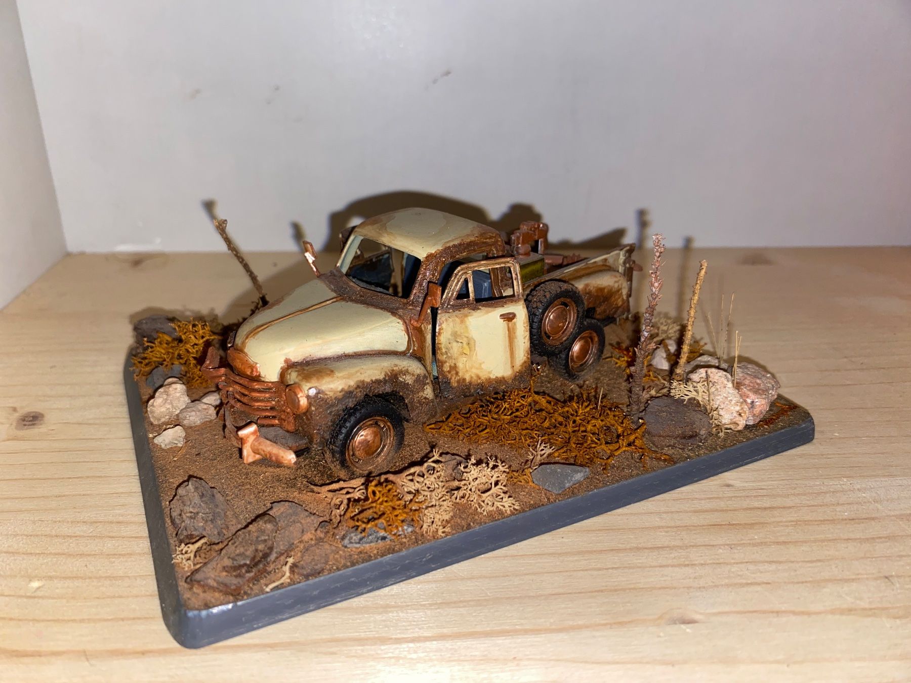 Greenlight Modellautos: Pick Up - Lost Car Diorama !! – Neu (gemäss Beschreibung) aus Wohlen AG von PrivatSammlung