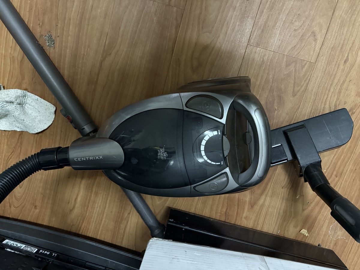Aspirapolveri & Accessori: Staubsauger Centrixx – Usato da Birsfelden venduto da mah_6yvz 4