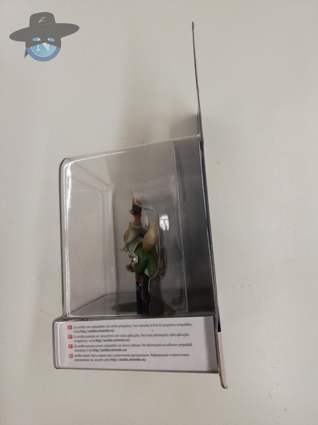 Nintendo Statuette: Fox       / Amiibo No. 6  /  NEU – Nuovo (secondo la descrizione) da St. Gallen venduto da zorro_dc 3
