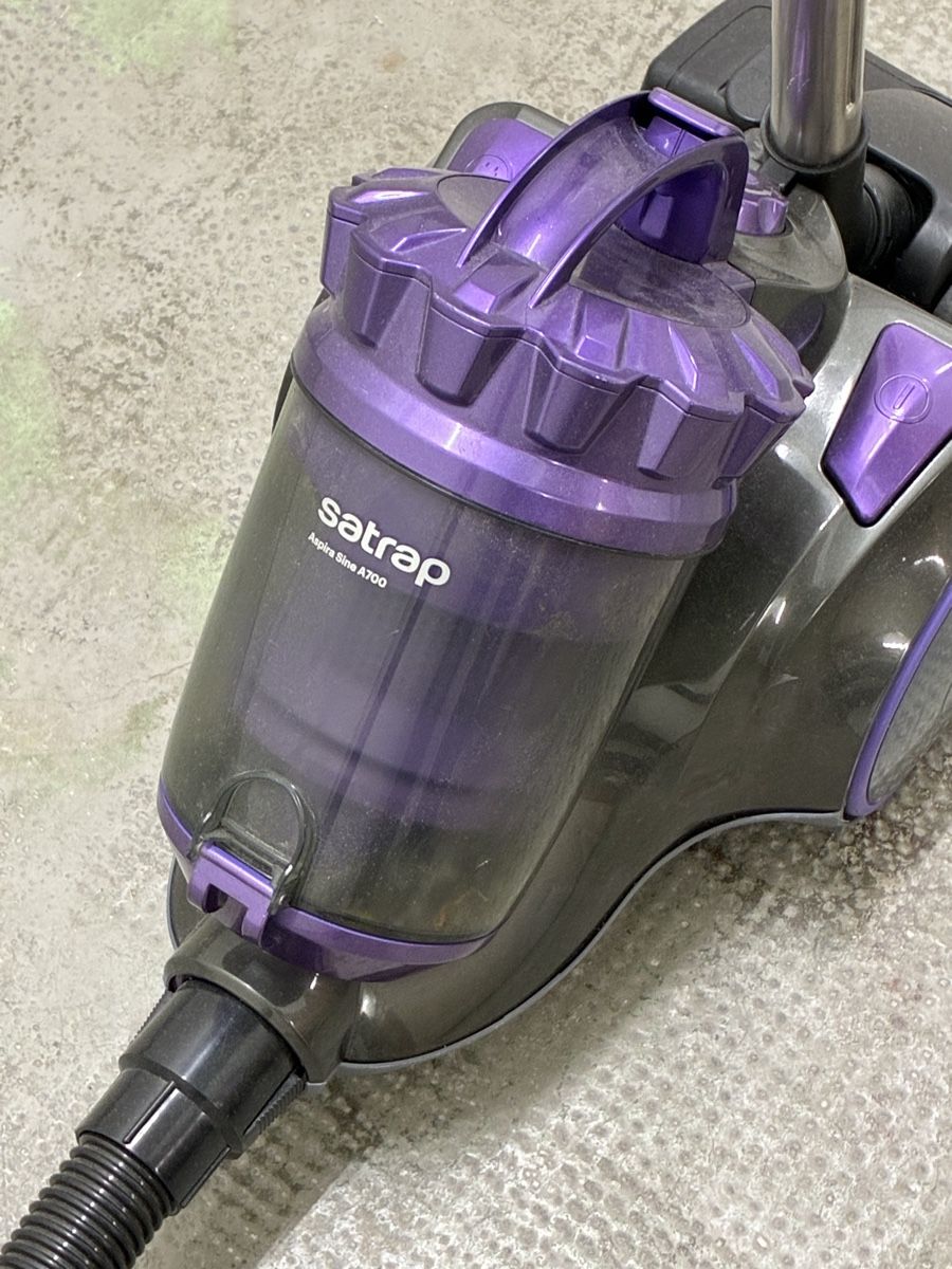 Staubsauger & Zubehör: Vacuum cleaner  – Gebraucht aus Basel von nol_6hqv