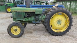 John Deere Traktor 1120 als Teileträger Teile fehlen