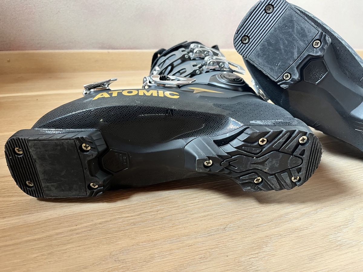 Atomic Scarpe da uomo: Chaussures ski alpin Atomic état neuf – Nuovo (secondo la descrizione) da Savièse venduto da seb_5fv2 1