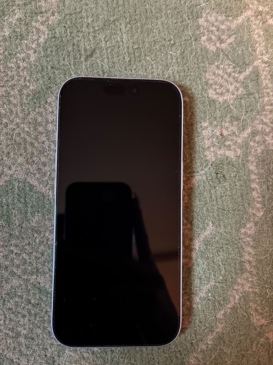 Apple Telefoni cellulari / Smartphones: iphone 17 lavande  – Usato da Petit-Lancy venduto da meg_sw2k 1