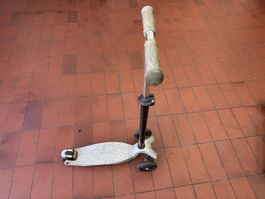 Micro kickboard
