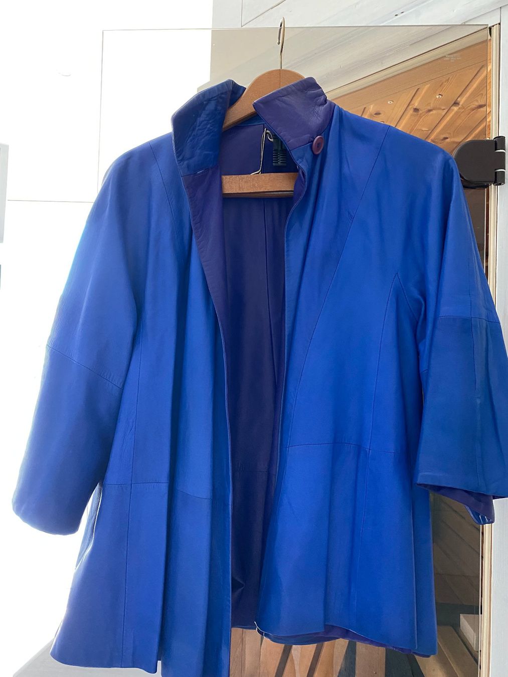 Costumi: Leder Damenkostüm – Usato da Frick venduto da Jeanine.01