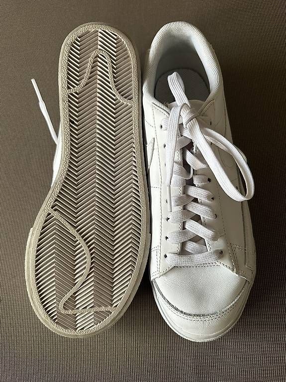 Damenschuhe: Nike Sneakers weiß Gr. 39 – Gebraucht aus Stäfa von DearDarling 3