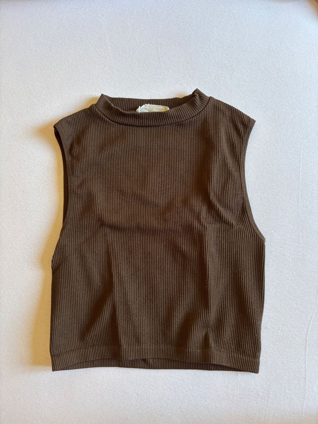 Blouses, T-shirts & Tops: Braunes Oberteil – D'occasion à Luzern par julopaji