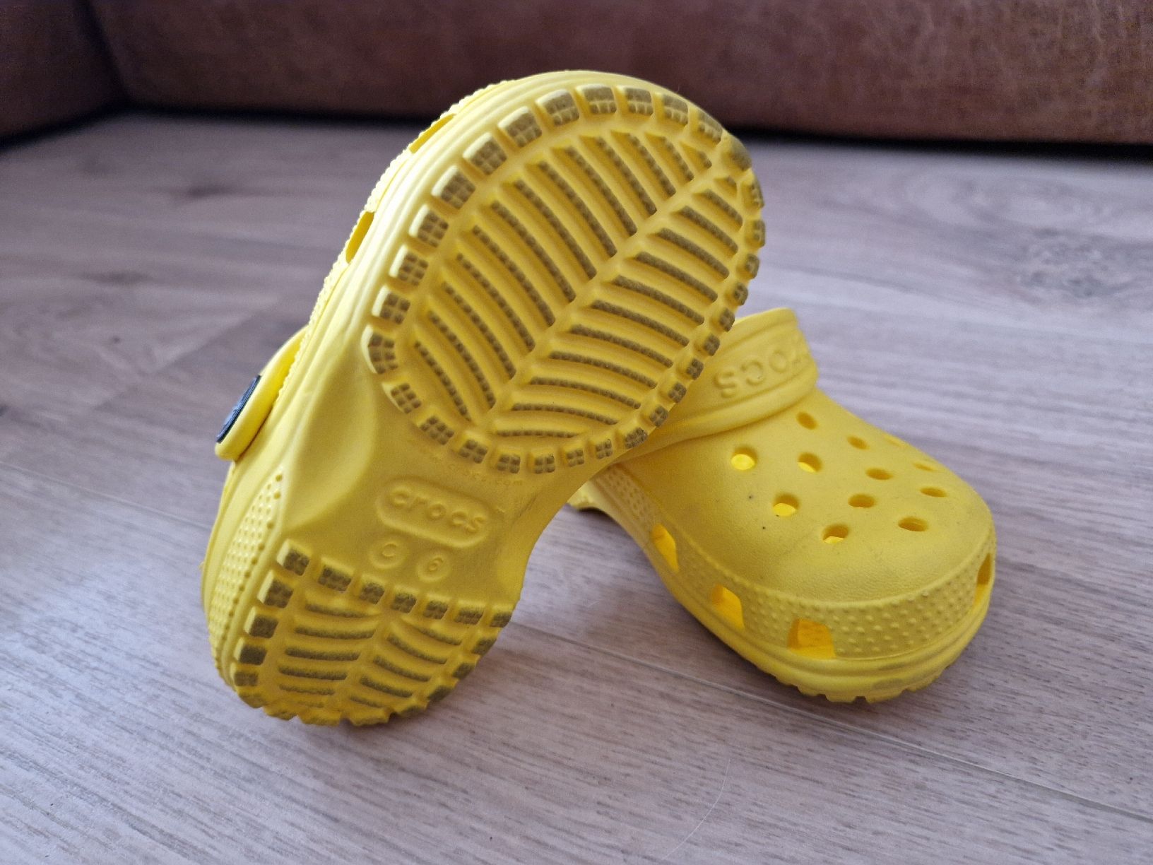 Crocs Chaussures garçon: Crocs C 6 – D'occasion à Kirchleerau par Zwergengnom 1