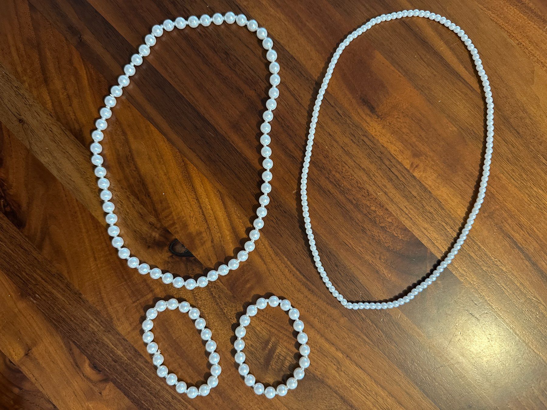 Catenine: 4teiliges Perlenketten-Set - neu! – Nuovo (secondo la descrizione) da Endingen venduto da Jilly-Lilly