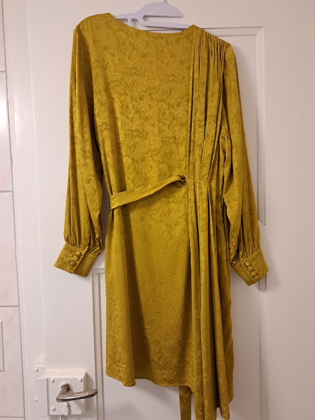 Vestiti: Maison Pere Kleid Seide – Usato da Thalwil venduto da sternenstaub369 2