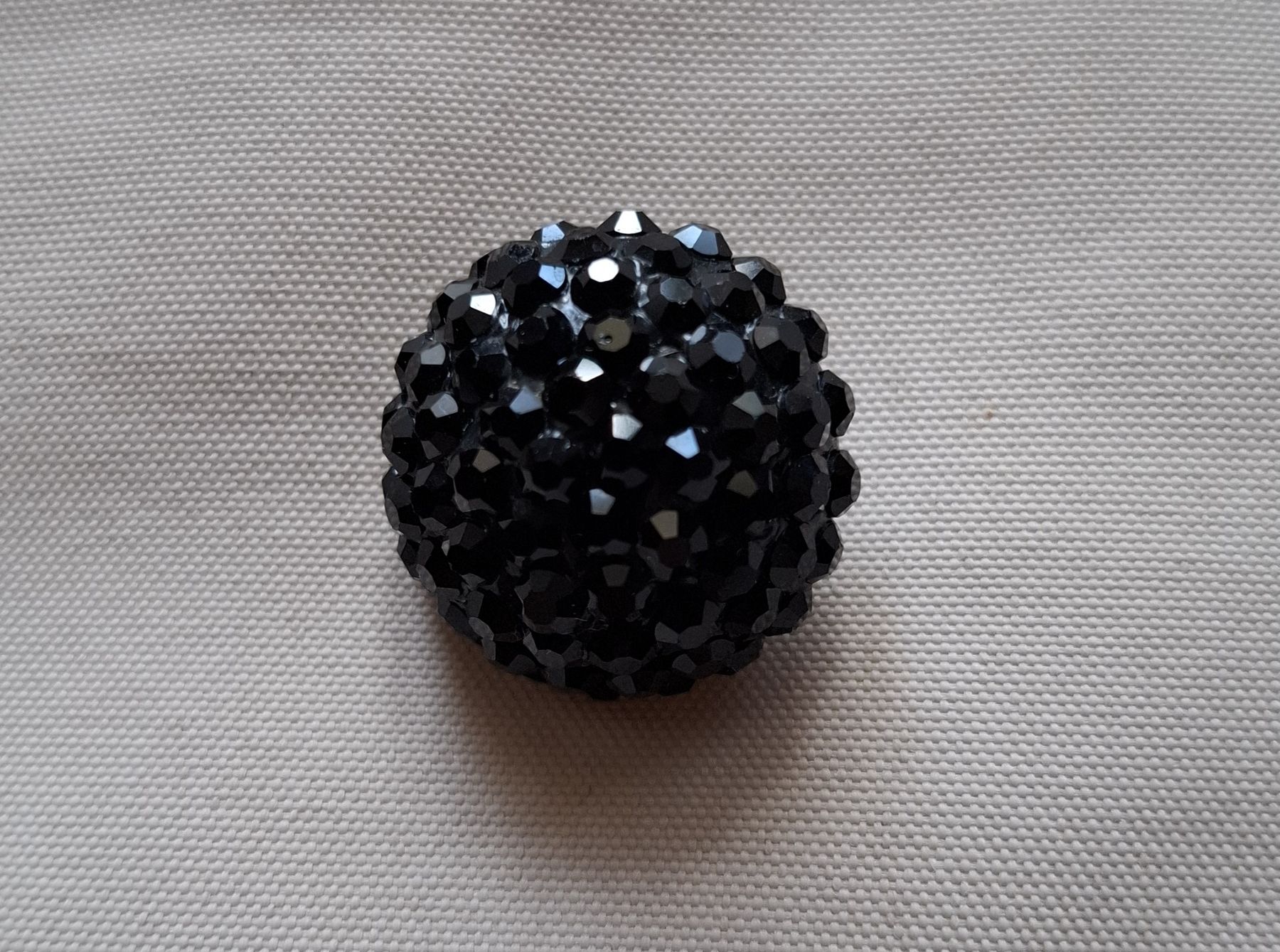 Bottoni: Schwarzer Strass-Knopf, 25 mm. – Usato da Dietikon venduto da Hirschkopf 6