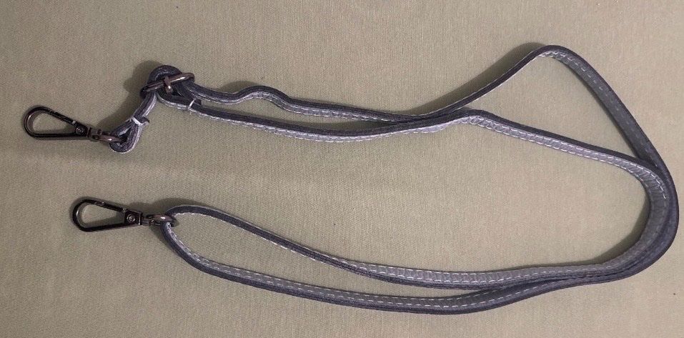 Borse da donna: Hellblaue Umhängetasche / Bauchtasche aus Leder – Usato da Oberengstringen venduto da kandidi 7